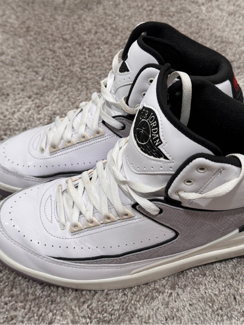 Nike Air Jordan 2 Retro White & Grey Patterned High-Top Sneakers